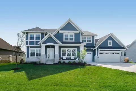 5845 Club Valley Rd, Shorewood, MN 55331