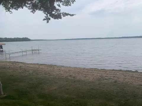 10881 108th St NW, Annandale, MN 55302