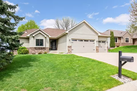 4396 Fox Hunt Ct NE, Prior Lake, MN 55372