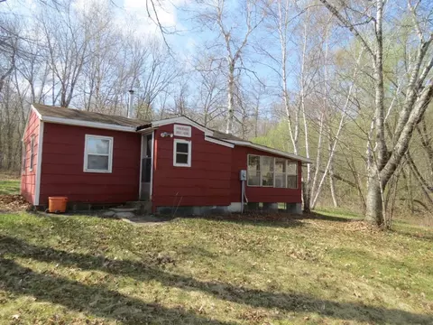 23043 Green Acres Dr, Richmond, MN 56368