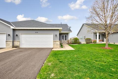 2802 Village Dr, Faribault, MN 55021