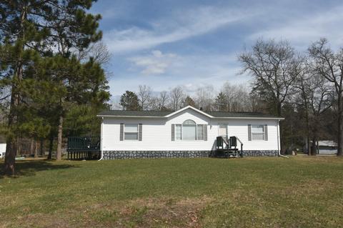 700 Pleasant Ave W, Nevis, MN 56467