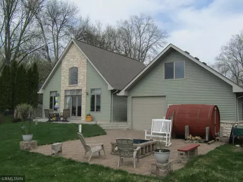 51300 Berry Ave, Rush City, MN 55069