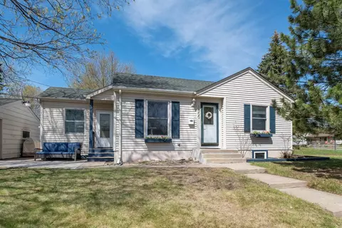 3000 Edgewood Ave S, Saint Louis Park, MN 55426