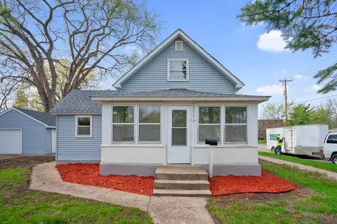 2044 3rd St, White Bear Lake, MN 55110