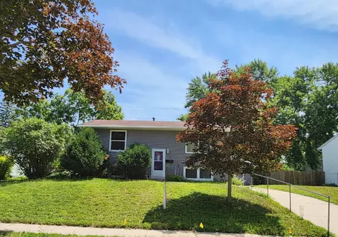 168 36th Ave NW, Rochester, MN 55901