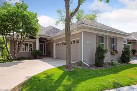 917 Nine Mile Cv S, Hopkins, MN 55343