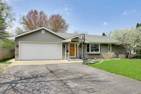 10600 Zenith Ave S, Bloomington, MN 55431