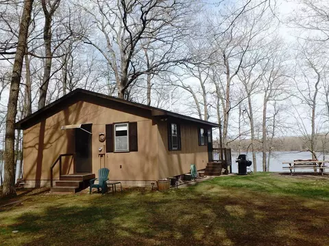 423 C 27 14 Ave, Cumberland, WI 54829