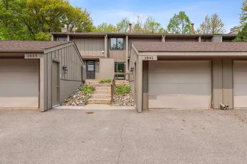 1841 Yuma Ln N, Plymouth, MN 55447
