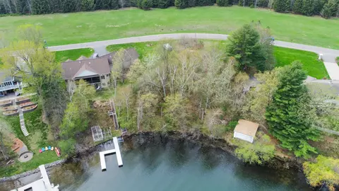 680 S Shore Dr, Lincoln Twp, WI 54001