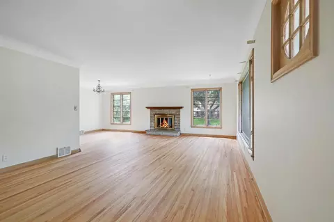 4617 Vallacher Ave, Saint Louis Park, MN 55416