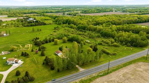 18395 310th St, Shafer, MN 55074