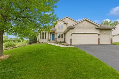 13043 Oakwood Dr, Rogers, MN 55374