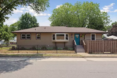 2305 51st Ave N, Minneapolis, MN 55430