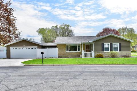 3845 W 7th St, Goodview, MN 55987