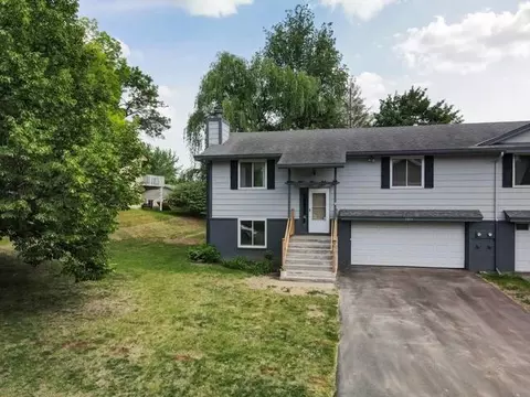 9859 Cavell Cir, Bloomington, MN 55438