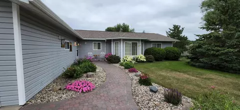 15347 Sunset Hill Dr, Detroit Lakes, MN 56501