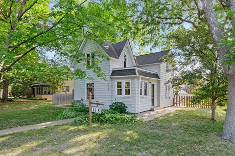 316 River St N, Delano, MN 55328