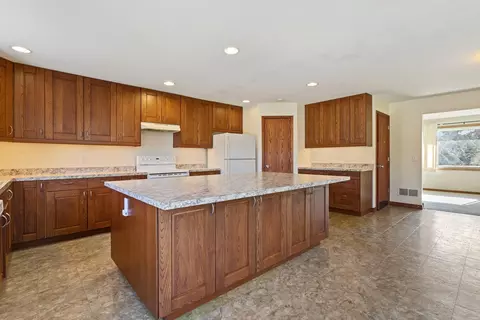 1511 130th Ln NE, Blaine, MN 55449