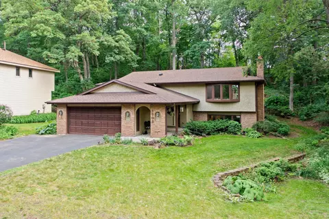 1308 Dunberry Ln, Eagan, MN 55123
