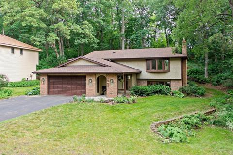 1308 Dunberry Ln, Eagan, MN 55123