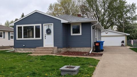 4630 W 7th St, Goodview, MN 55987