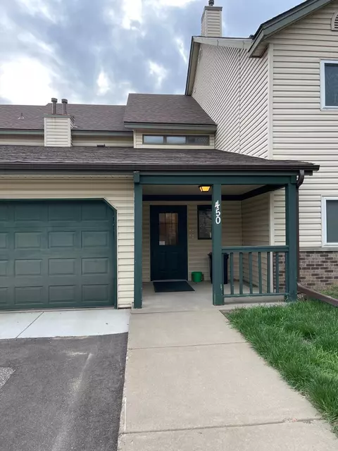 450 Etna St #102, Saint Paul, MN 55106