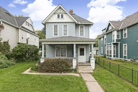 2214 Portland Ave, Minneapolis, MN 55404