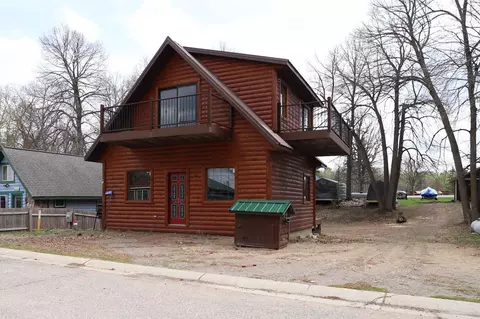 1641 Whipholt Beach Rd NW, Walker, MN 56484