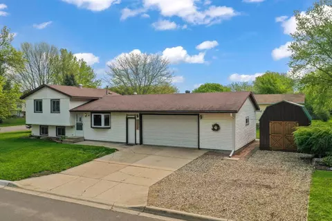 2385 4th Ave NW, Owatonna, MN 55060