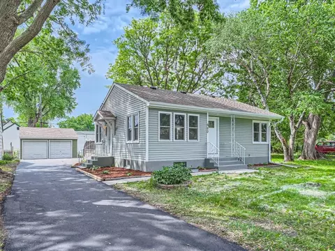 550 38th Ave NE, Columbia Heights, MN 55421