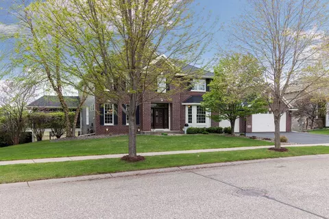 10620 Maple Blvd, Woodbury, MN 55129