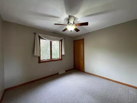 196 Mcintosh E, La Crescent, MN 55947 photo 12