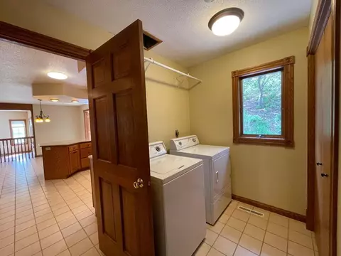 196 Mcintosh E, La Crescent, MN 55947 photo 18