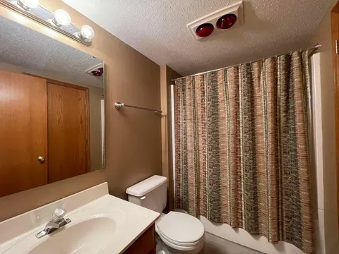 196 Mcintosh E, La Crescent, MN 55947 photo 10