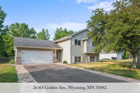 26365 Golden Ave, Wyoming, MN 55092