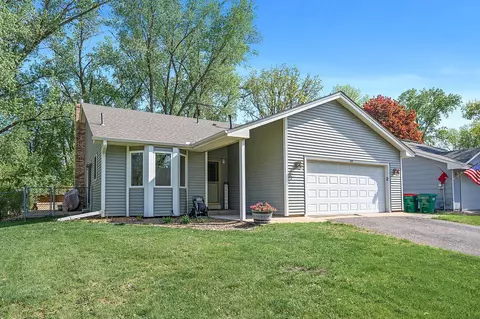 557 98th Ln NW, Coon Rapids, MN 55433