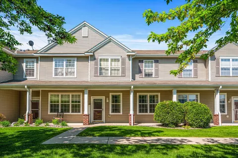 4932 Bisset Ln #7503, Inver Grove Heights, MN 55076