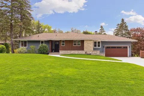 4509 Hampton Rd, Golden Valley, MN 55422