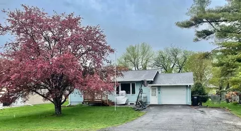 170 N Walnut Dr, Morton, MN 56270