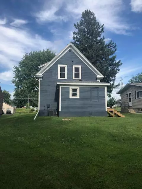 237 4th Ave NE, Spring Grove, MN 55974 photo 2