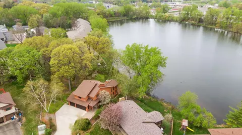 2711 Jessica Ct, Little Canada, MN 55117
