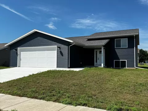 300 Oslo Ave, Marshall, MN 56258