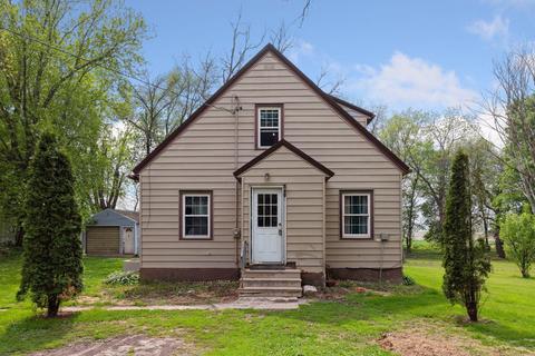 85207 S Island Cir, Hollandale, MN 56045