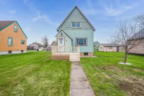 4021 E 3rd St, Superior, WI 54880