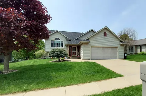 3761 13th Ave SW, Rochester, MN 55902