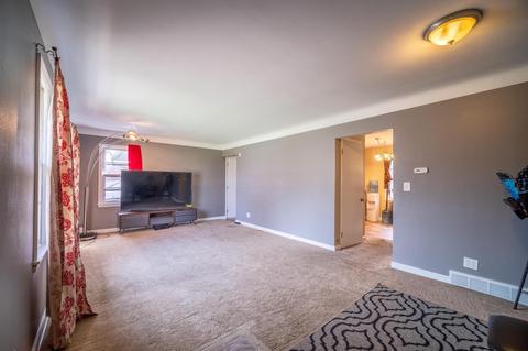 1510 Arlington Ave E, Saint Paul, MN 55106