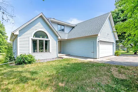 1513 145th Ln NE, Ham Lake, MN 55304