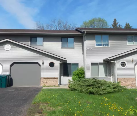 1169 Bartosh Ln #2, River Falls, WI 54022